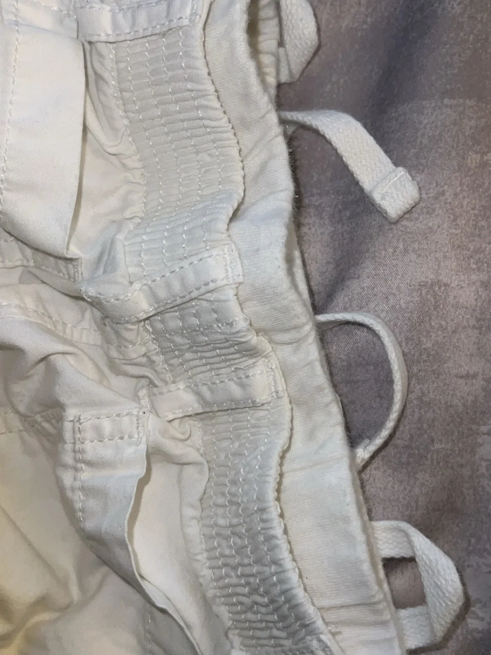 GAP White Cargo-Style Kids Pants - Button & Pocket Detail